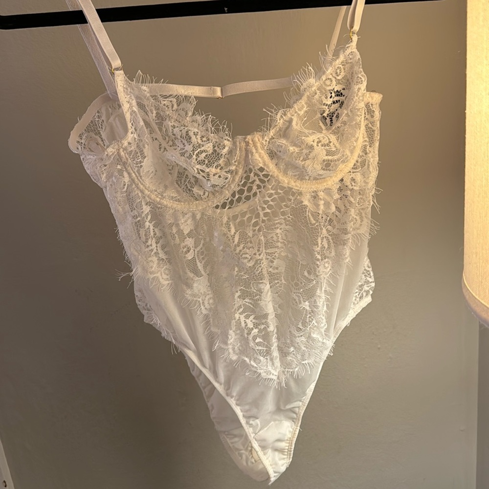 White lace lingerie bodysuit